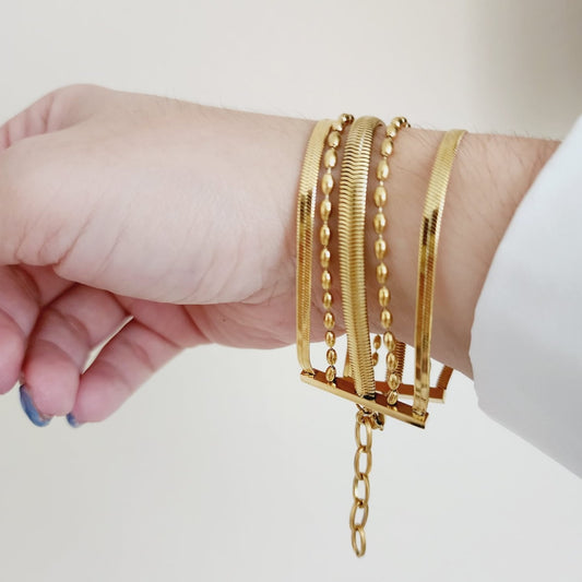 Vintage Look Water resistance Bracelet Vintage Jewelry Cuban Bracelet Vintage Bracelet Paper Link Bracelet Minimalist Jewelry Minimalist Gift for her Minimalist Gift Minimalist Bracelet Minimaliist Jewelry Luxy Envy Jewelry Luxy Envy Bracelets Luxy Envy Bracelet Luxy Envy Joyeria Fina Jewelry Gold Filled