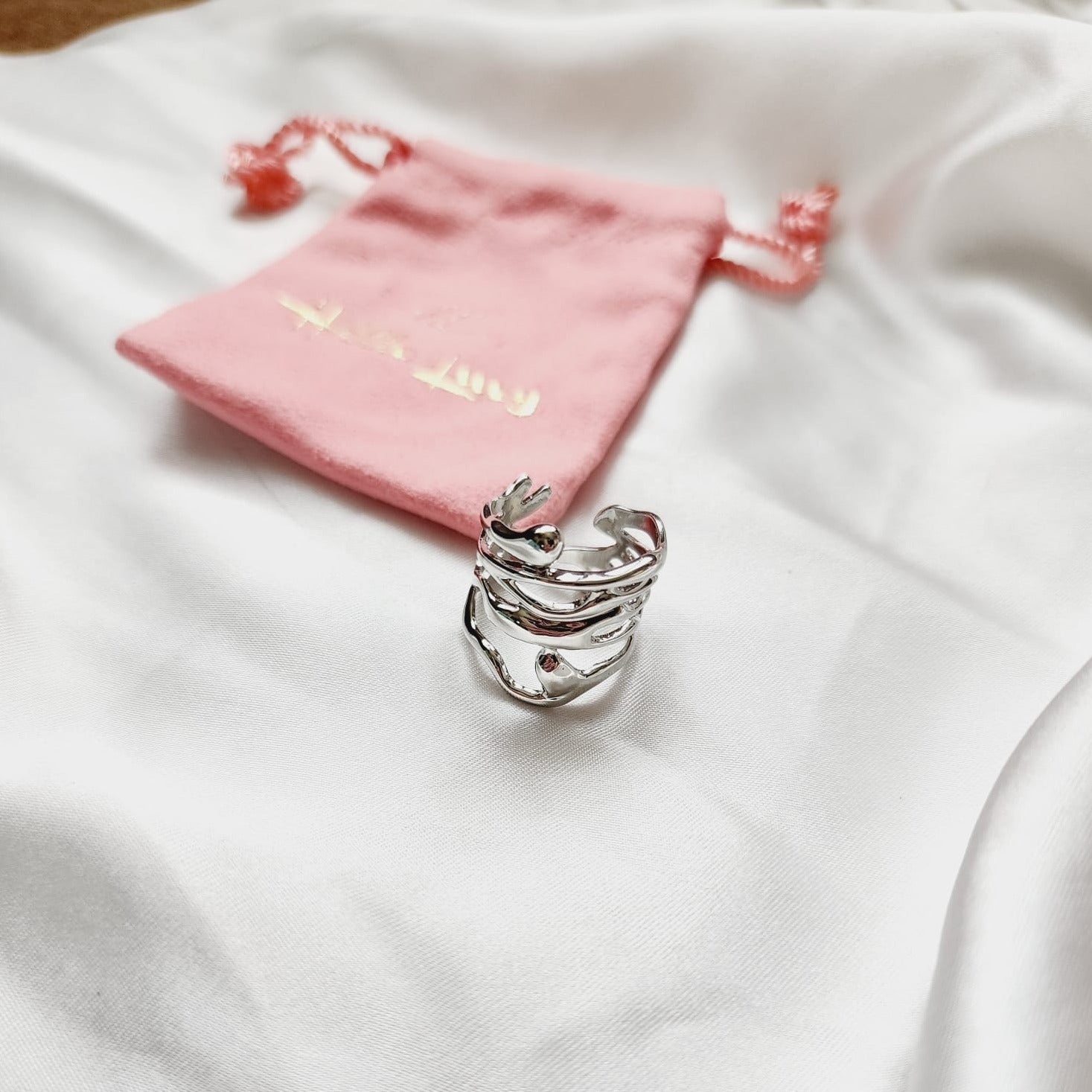 Water Resistant classy rings, Water Resistant simple rings, sweat resistant jewelry, water resistant minimalist jewelry, minimalist rings, promise gold rings, waterproof rings, stainless steel rings, 18k gold plated simple rings, 18k gold plated classy rings, 18k gold filled rings, 18k gold filled classy rings