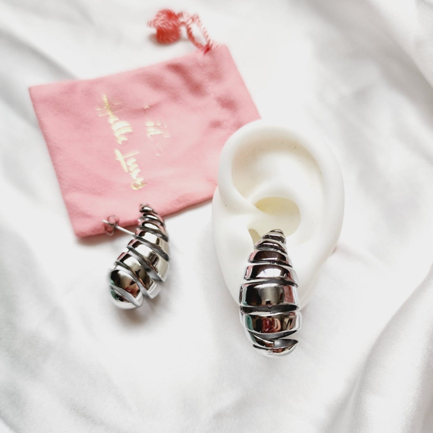 Bold Tear Drop earrings, silver earrings, hypoallergenic earrings, teardrop maxi studs, 18k gold plated earrings, Waterproof earrings, Silver and gold earrings, Durable earrings, Elegant earrings, Timeless design, aesthetic earrings, timeless earrings, Stylish jewelry, stylish earrings, Versatile jewelry, Bold Earrings