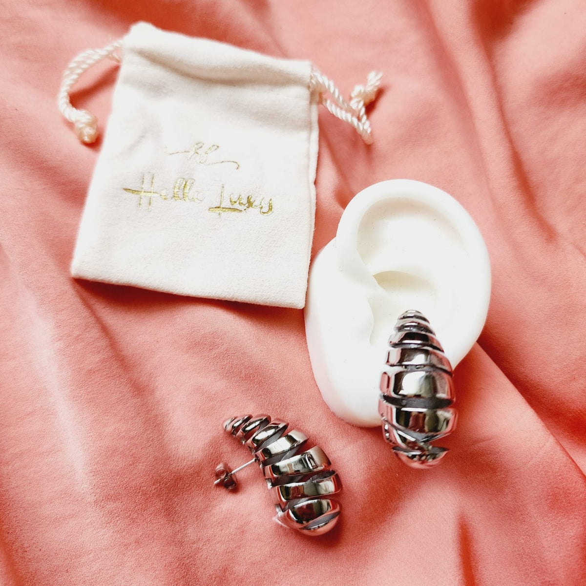 Bold Tear Drop earrings, silver earrings, hypoallergenic earrings, teardrop maxi studs, 18k gold plated earrings, Waterproof earrings, Silver and gold earrings, Durable earrings, Elegant earrings, Timeless design, aesthetic earrings, timeless earrings, Stylish jewelry, stylish earrings, Versatile jewelry, Bold Earrings