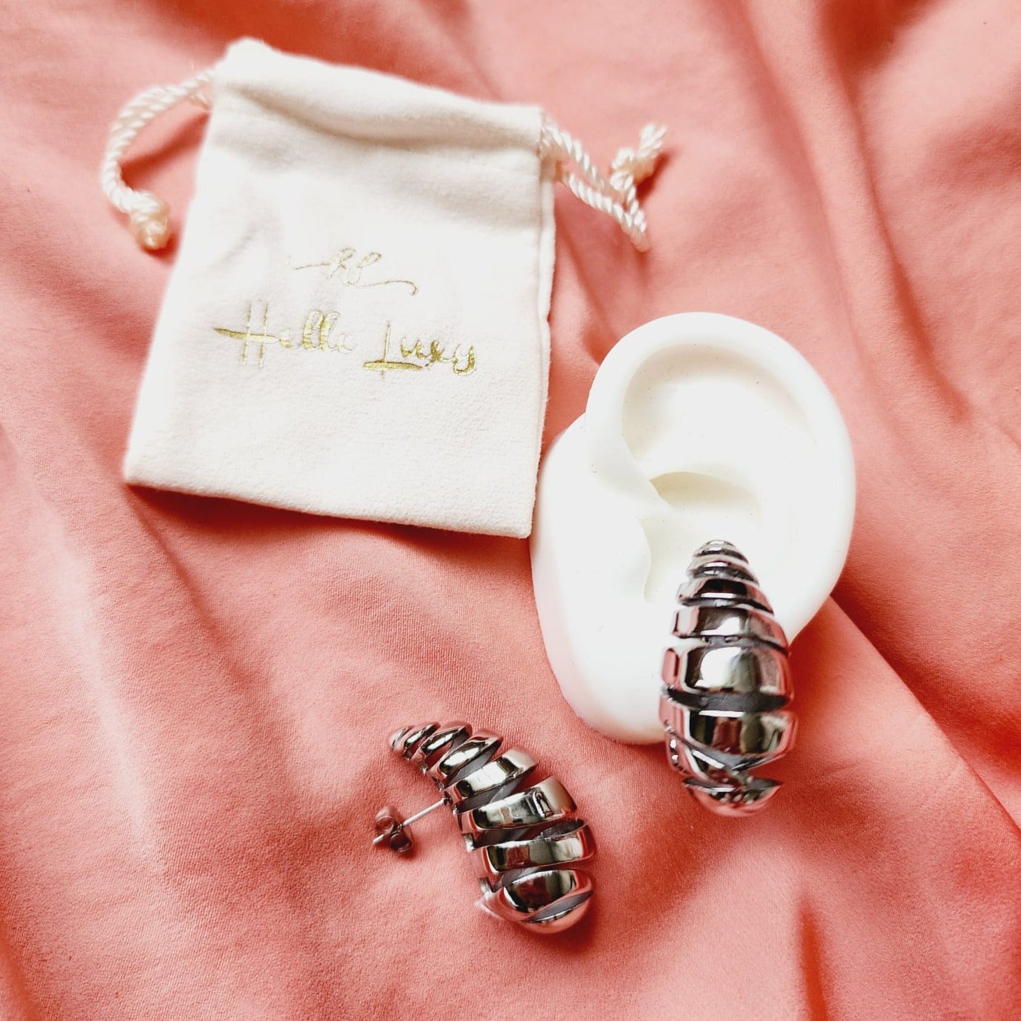 Bold Tear Drop earrings, silver earrings, hypoallergenic earrings, teardrop maxi studs, 18k gold plated earrings, Waterproof earrings, Silver and gold earrings, Durable earrings, Elegant earrings, Timeless design, aesthetic earrings, timeless earrings, Stylish jewelry, stylish earrings, Versatile jewelry, Bold Earrings