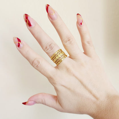 Bold Sun Ring, gold sun Ring, Chunky sun ring, vintage sun bold ring, Adjustable Gold ring, Adjustable Gold ring, dainty leaves ring, Delicate and simple ring, chunky star ring, green gold ring, waterproof ring, hypoallergenic ring, untarnish ring, anti tarnish ring, anillo de estrellas, Water Resistant Jewelry  Water Resistant sweat resistant jewelry water resistance jewelry  Vintage Rings  Vintage Modern Rings  tarnish free jewelry