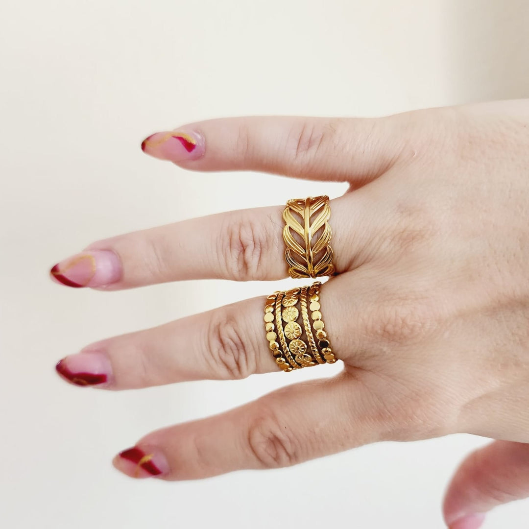 Bold Sun Ring, gold sun Ring, Chunky sun ring, vintage sun bold ring, Adjustable Gold ring, Adjustable Gold ring, dainty leaves ring, Delicate and simple ring, chunky star ring, green gold ring, waterproof ring, hypoallergenic ring, untarnish ring, anti tarnish ring, anillo de estrellas, Water Resistant Jewelry  Water Resistant sweat resistant jewelry water resistance jewelry  Vintage Rings  Vintage Modern Rings  tarnish free jewelry