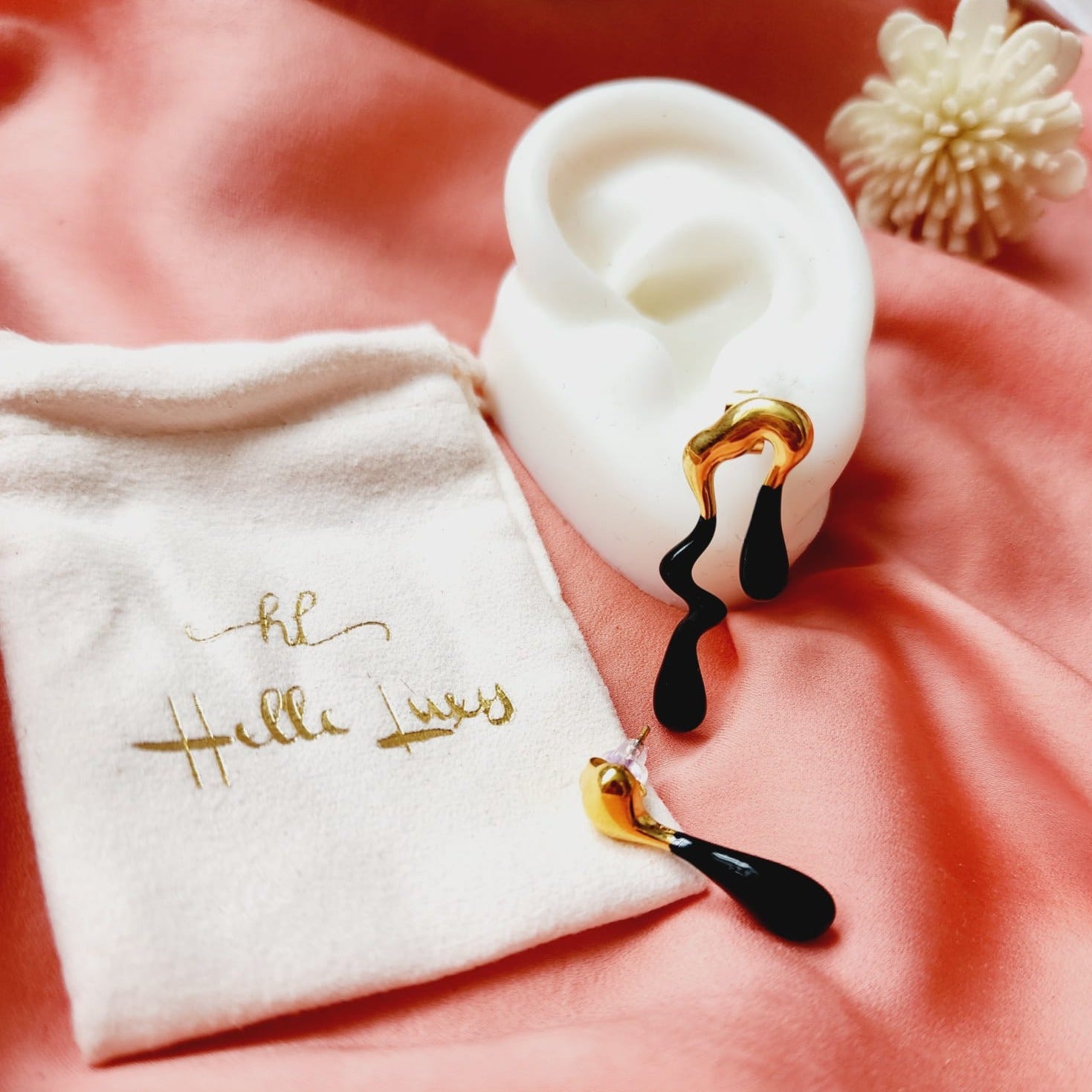 Black asymmetrical pearl earrings,  Black lava shape Earrings, Black Earrings, asymmetrical Black earrings,  Black lava shape Earrings, Gold and Black Earrings, Water Resistant Earrings, 18k Gold Plated, Vintage Earrings, everyday jewelry, Pearl studs, unique pearl earrings, vintage golden pearls earrings, 18K lava shape pearl bead stainless steel asymmetrical earrings