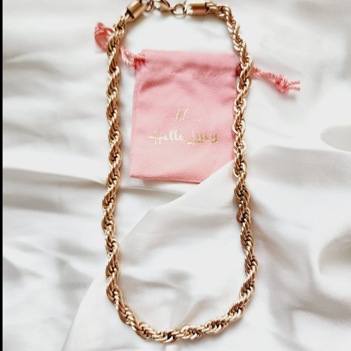 Pearl Necklace Water Resistant Necklace Water Resistant Jewelry Water Resistant water resistance jewelry Vintage Style Vintage Set Vintage Outfit Vintage Necklaces Vintage Necklace Vintage Multilayered Necklaces Vintage Multilayered Vintage Modern Jewelry vintage lovers gift vintage lovers