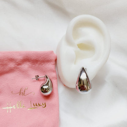 Small Bold Tear Drop earrings, silver earrings, hypoallergenic earrings, teardrop maxi studs, 18k gold plated earrings, Waterproof earrings, Silver and gold earrings, Durable earrings, Elegant earrings, Timeless design, aesthetic earrings, timeless earrings, Stylish jewelry, stylish earrings, Versatile jewelry