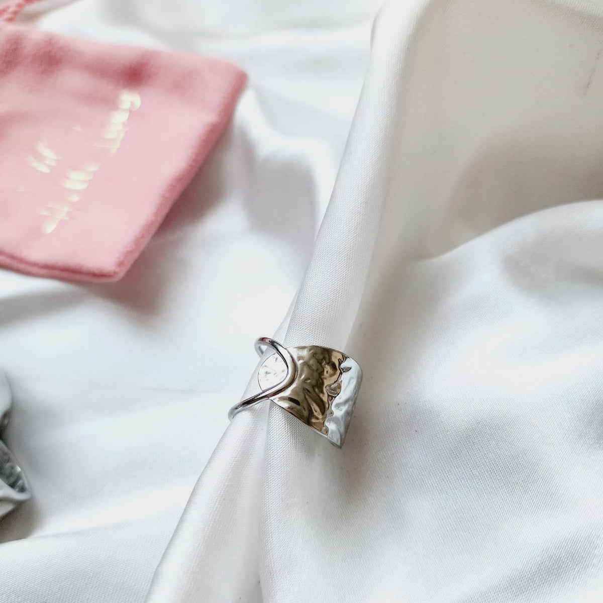 Bold Intertwined Silver Ring, Adjustable Silver Ring, Chunky Silver ring, Adjustable bold ring, Adjustable Gold ring, Emerald ring, Star ring, Adjustable bold ring, Adjustable Gold ring, Delicate and simple ring, chunky star ring, green gold ring, waterproof ring, hypoallergenic ring, untarnish ring