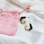 Black and gold vintage earrings,  Black circle shape Earrings, Black Earrings, , Black asymmetrical pearl earrings,  Black lava shape Earrings, Black Earrings, asymmetrical Black earrings,  Black lava shape Earrings, Gold and Black Earrings, Water Resistant Earrings, 18k Gold Plated, Vintage Earrings, everyday jewelry, Pearl studs, unique pearl earrings, vintage golden pearls earrings, 18K lava shape pearl bead stainless steel asymmetrical earrings