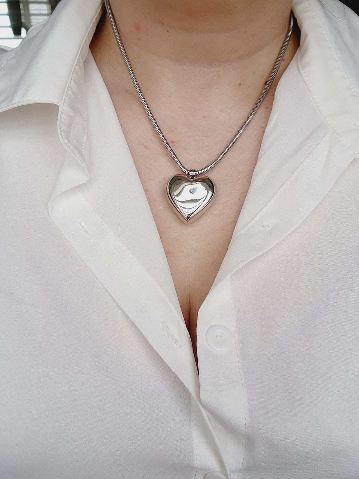 18K chunky Silver Heart stainless steel necklace, Silver bold heart Necklace, heart necklace, Silver drop necklace, minimalist silver necklace, chunky silver necklace, bottega dupe necklace, bottega veneta necklace, bottega veneta drop necklace, Gift for woman, best valentines gift ideas