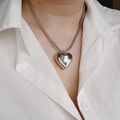 18K chunky Silver Heart stainless steel necklace, Silver bold heart Necklace, heart necklace, Silver drop necklace, minimalist silver necklace, chunky silver necklace, bottega dupe necklace, bottega veneta necklace, bottega veneta drop necklace, Gift for woman, best valentines gift ideas