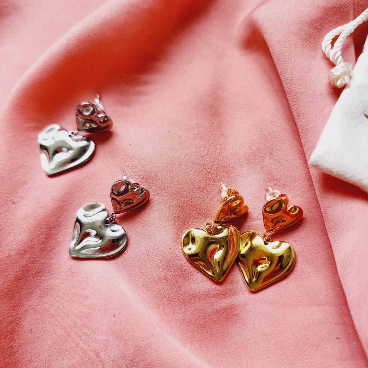 self love jewelry, self love earrings, hearts silver earrings, hearts silver medium earrings, Silver classy earrings, hearts earrings, self love earrings, silver chunky hearts earrings, two tones chunky earrings, hypoallergenic earrings, two tone everyday hoops, 18k gold plated earrings, Waterproof earrings, Silver and gold earrings, Durable earrings, Elegant earrings, Timeless design, aesthetic earrings, timeless earrings, Stylish jewelry, stylish earrings, Versatile jewelry, Bold Earrings, chunky earrings