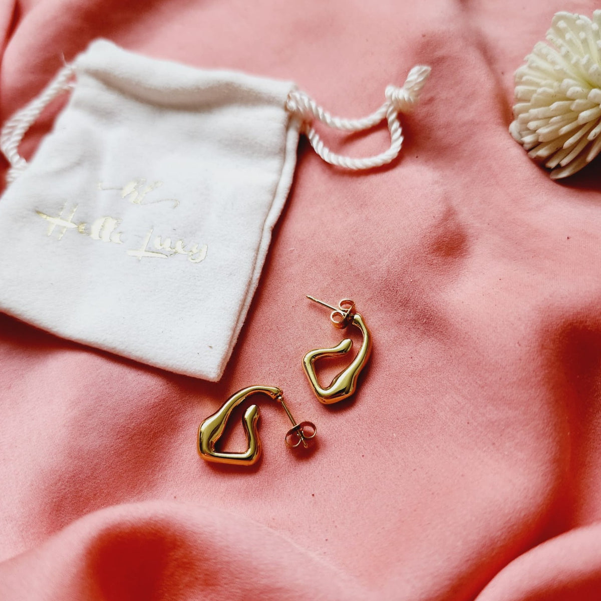 Lightweight hoops, Small Abstract hoops, abstract hoop earrings, hearts silver earrings, hearts silver medium earrings, Silver classy earrings, hearts earrings, self love earrings, silver chunky hearts earrings, two tones chunky earrings, hypoallergenic earrings, two tone everyday hoops, 18k gold plated earrings, Waterproof earrings, Silver and gold earrings, Durable earrings, Elegant earrings, Timeless design, aesthetic earrings, timeless earrings, Stylish jewelry, stylish earrings