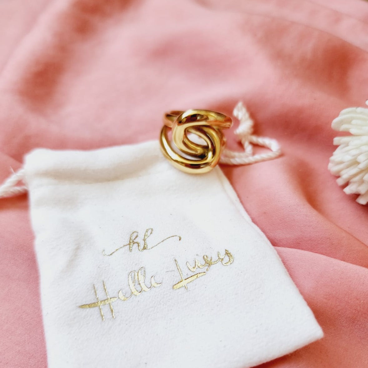 Water Resistant Jewelry, Knot Gold ring, Knot bold ring, Fashion Gold Color Irregular Ring Fashion Hollow Rings For Women Man Minimalism  Water Resistant sweat resistant jewelry water resistance jewelry  Vintage Rings  Vintage Modern Rings  tarnish free jewelry