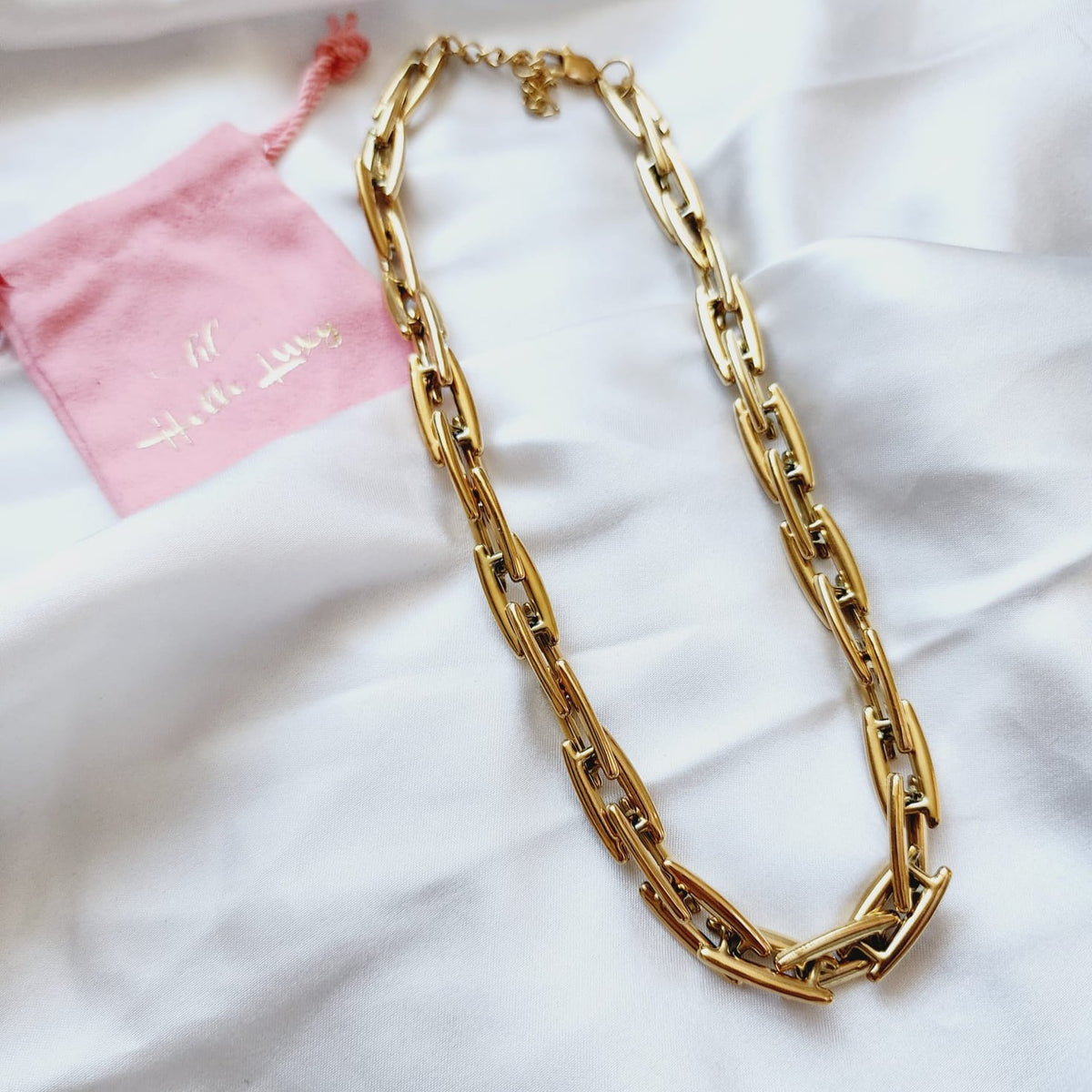 Gold Bold Necklace Water Resistant Necklace Water Resistant Jewelry Water Resistant water resistance jewelry Vintage Style Vintage Set Vintage Outfit Vintage Necklaces Vintage Necklace Vintage Multilayered Necklaces Vintage Multilayered Vintage Modern Jewelry vintage lovers gift vintage lovers vintage love