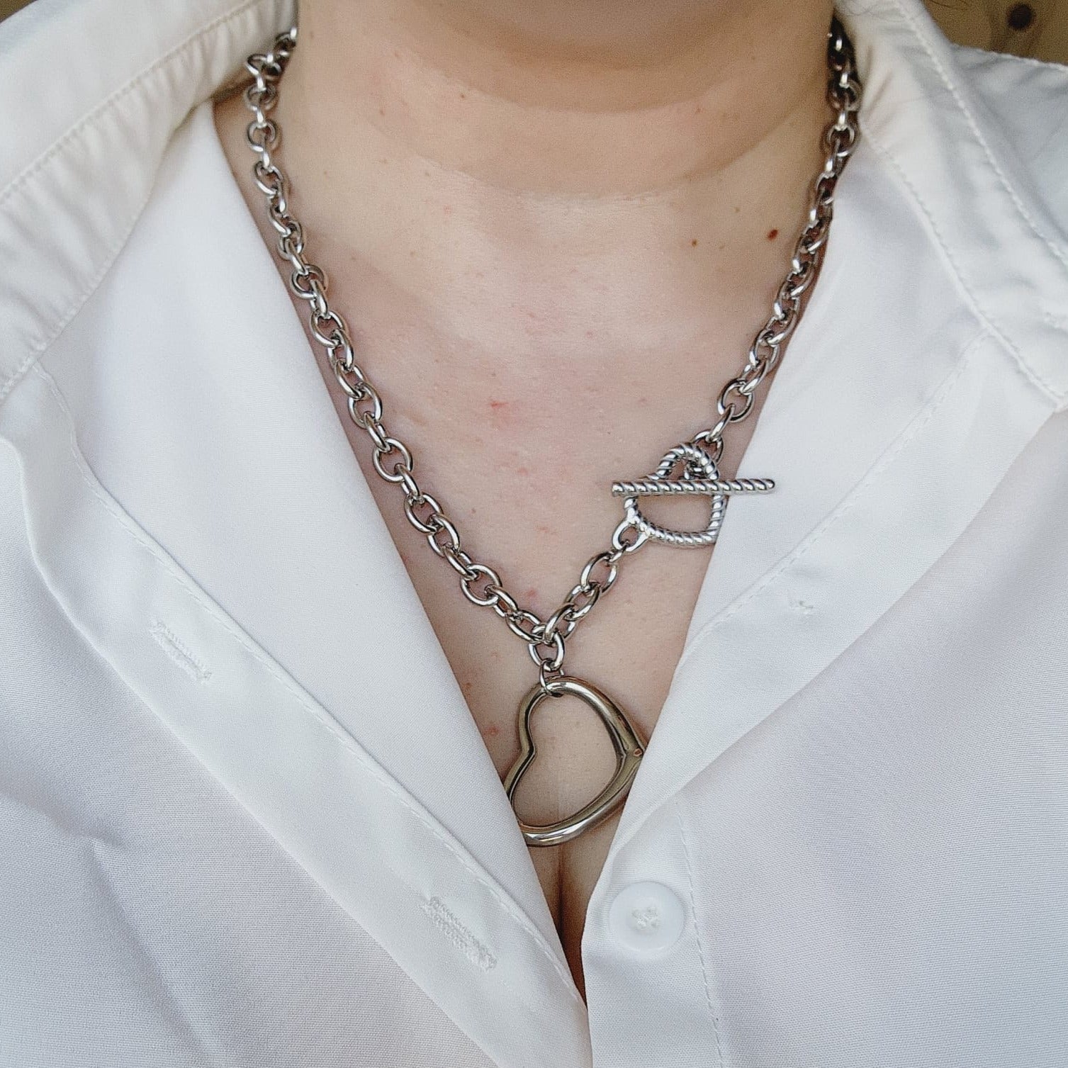 Heart Necklace, Silver Heart Necklaces and earrings, Silver heart Jewelry, Self love jewelry, self love necklace, bold heart earrings, bold heart necklace, Link Bold Necklace, Gold Filled Jewelry, Gold Filled Necklace, Fine Jewelry, silver link bold necklace, Luxury sparkle silver necklace, elegant link necklace, elegant silver link necklace, gift for women, jewelry necklace for women, diamond pendant necklace, christmas gift for women, uno de 50 dupes