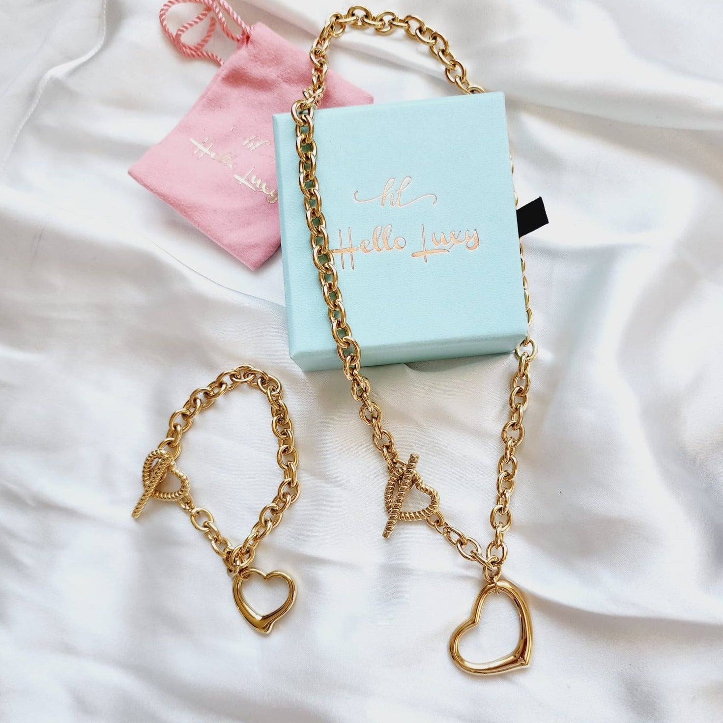 Heart Necklace, Silver Heart Necklaces and earrings, Silver heart Jewelry, Self love jewelry, self love necklace, bold heart earrings, bold heart necklace, Link Bold Necklace, Gold Filled Jewelry, Gold Filled Necklace, Fine Jewelry, silver link bold necklace, Luxury sparkle silver necklace, elegant link necklace, elegant silver link necklace, gift for women, jewelry necklace for women, diamond pendant necklace, christmas gift for women, uno de 50 dupes