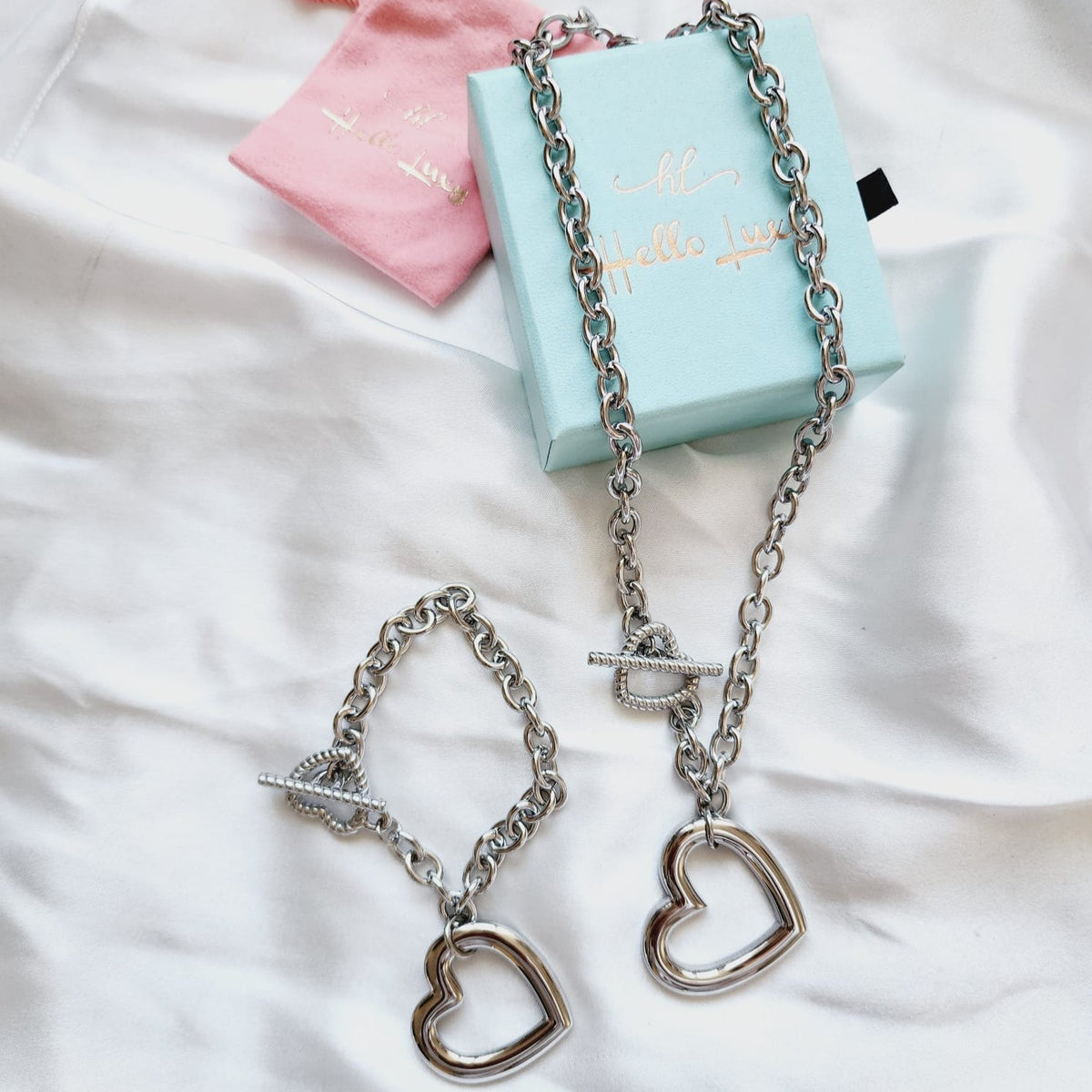 Heart Necklace, Silver Heart Necklaces and earrings, Silver heart Jewelry, Self love jewelry, self love necklace, bold heart earrings, bold heart necklace, Link Bold Necklace, Gold Filled Jewelry, Gold Filled Necklace, Fine Jewelry, silver link bold necklace, Luxury sparkle silver necklace, elegant link necklace, elegant silver link necklace, gift for women, jewelry necklace for women, diamond pendant necklace, christmas gift for women, uno de 50 dupes