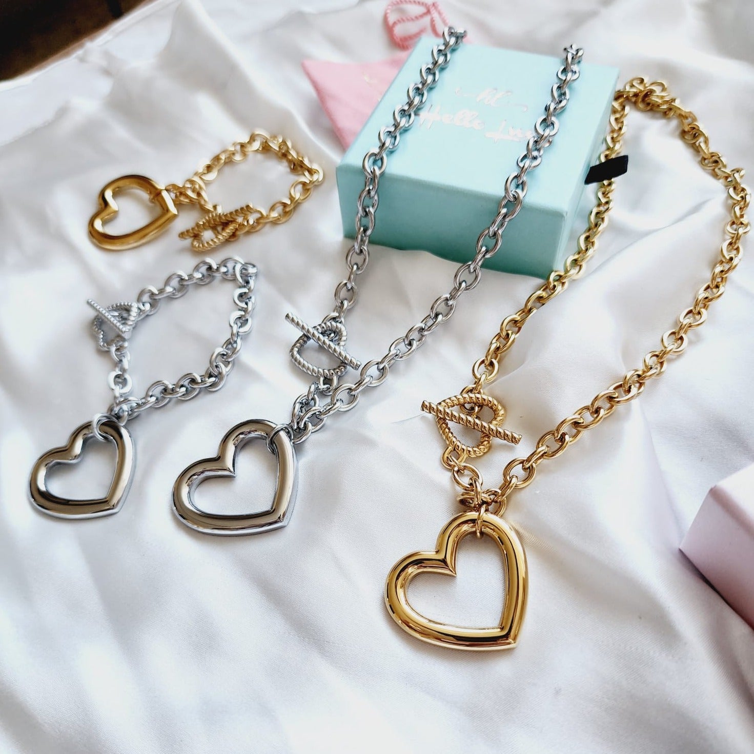 Heart Necklace, Silver Heart Necklaces and earrings, Silver heart Jewelry, Self love jewelry, self love necklace, bold heart earrings, bold heart necklace, Link Bold Necklace, Gold Filled Jewelry, Gold Filled Necklace, Fine Jewelry, silver link bold necklace, Luxury sparkle silver necklace, elegant link necklace, elegant silver link necklace, gift for women, jewelry necklace for women, diamond pendant necklace, christmas gift for women, uno de 50 dupes