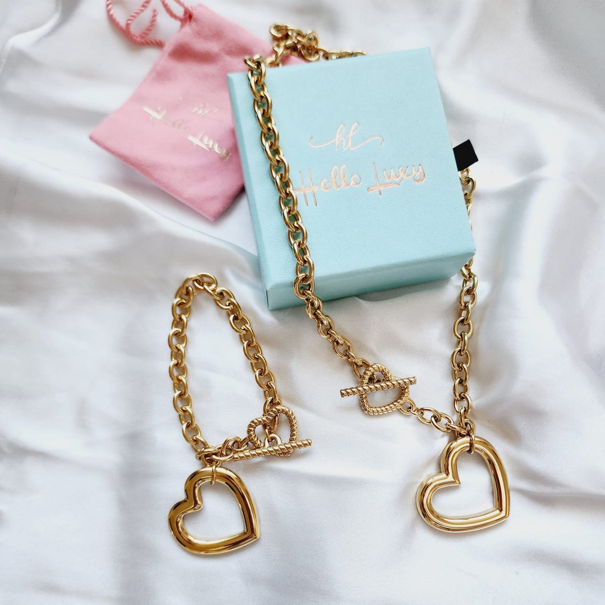 Heart Necklace, Silver Heart Necklaces and earrings, Silver heart Jewelry, Self love jewelry, self love necklace, bold heart earrings, bold heart necklace, Link Bold Necklace, Gold Filled Jewelry, Gold Filled Necklace, Fine Jewelry, silver link bold necklace, Luxury sparkle silver necklace, elegant link necklace, elegant silver link necklace, gift for women, jewelry necklace for women, diamond pendant necklace, christmas gift for women, uno de 50 dupes