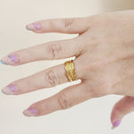 Bold Intertwined leaves Ring, gold leaves Ring, Chunky leaves ring, vintage leaves bold ring, Adjustable Gold ring, dainty leaves ring, Delicate and simple ring, chunky star ring, green gold ring, waterproof ring, hypoallergenic ring, untarnish ring, anti tarnish ring, anillo de estrellas, Water Resistant Jewelry  Water Resistant sweat resistant jewelry water resistance jewelry