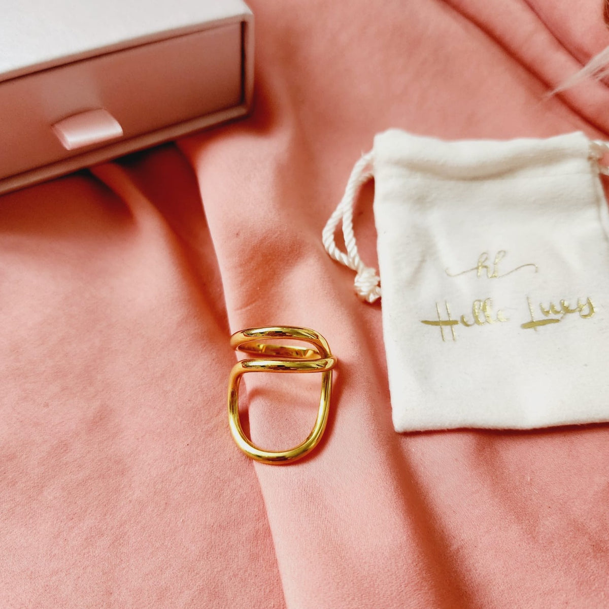 Geometric Bold ring, Water Resistant classy rings, Water Resistant simple rings, sweat resistant jewelry, water resistant minimalist jewelry, minimalist rings, promise gold rings, waterproof rings, stainless steel rings, 18k gold plated simple rings, 18k gold plated classy rings, 18k gold filled rings, 18k gold filled classy rings, gold vintage rings, tarnish free rings, stackable rings, gold stackable rings, tarnish free jewelry, dainty abstract rings, dainty chunky rings, Unique Stylish Ring