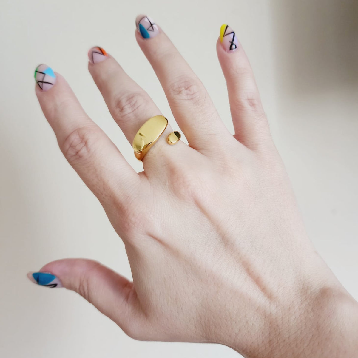 Stackable delicate Ring, gold geometric Ring, delicate dainty ring, vintage geometric ring, Adjustable Gold ring, polish cross ring, Delicate and simple ring, chunky star ring, green gold ring, waterproof ring, hypoallergenic ring, untarnish ring, anti tarnish ring, anillo de estrellas, Water Resistant Jewelry