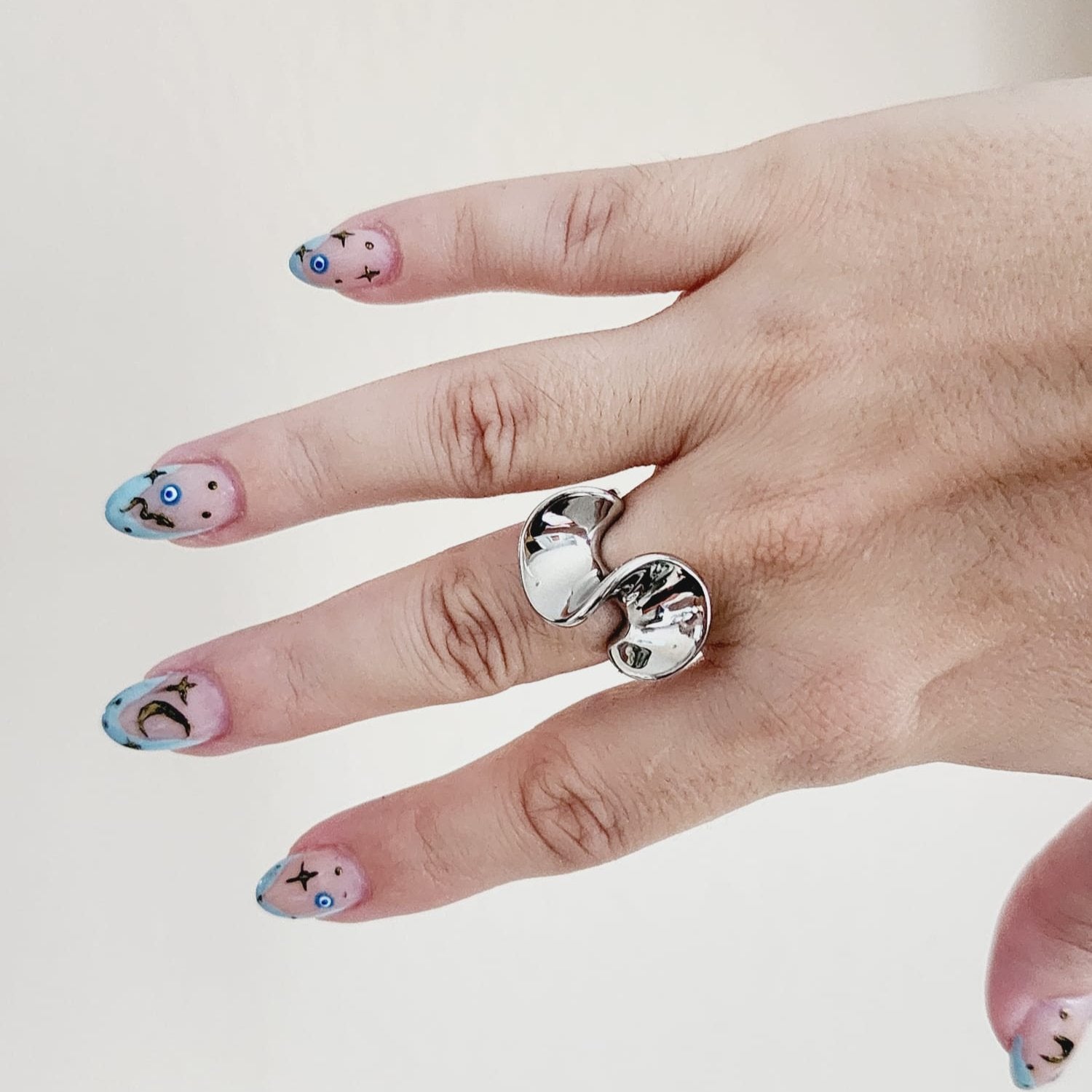 Geometric Bold Ring, Tissue Flower ring, Fan ring, Wavy bold ring, Silver and Gold ring, geometric gold ring, Adjustable bold ring, Adjustable Gold ring Delicate and simple ring, chunky star ring, green gold ring, waterproof ring, hypoallergenic ring, untarnish ring, anti tarnish ring, anillo de estrellas, Water Resistant Jewelry
