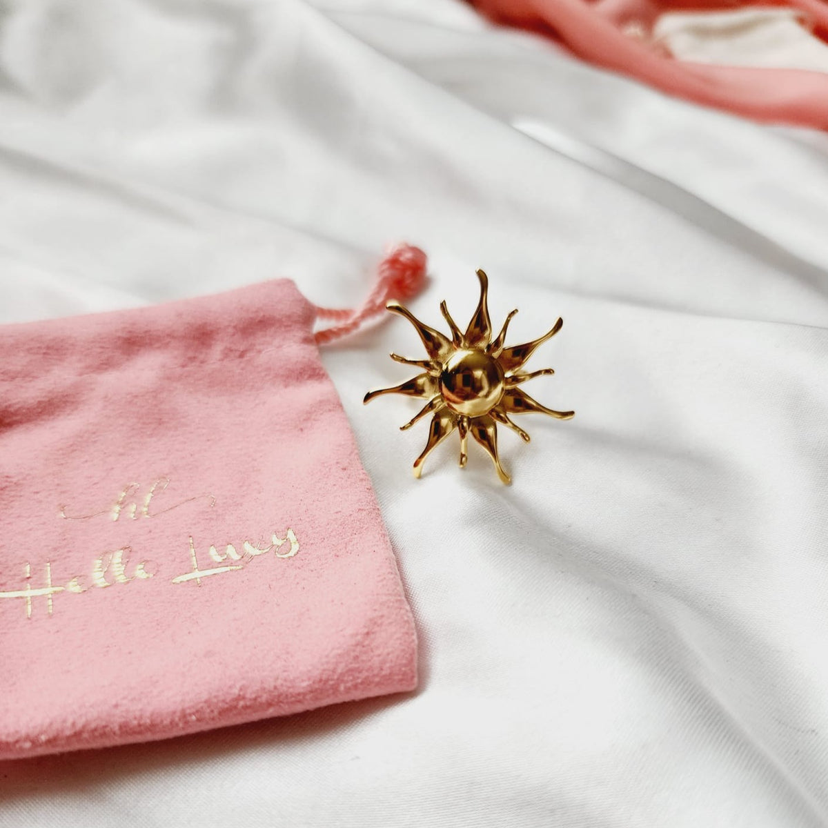 Bold Sun Ring, gold sun Ring, Chunky sun ring, vintage sun bold ring, Adjustable Gold ring, Adjustable Gold ring, dainty leaves ring, Delicate and simple ring, chunky star ring, green gold ring, waterproof ring, hypoallergenic ring, untarnish ring, anti tarnish ring, anillo de estrellas, Water Resistant Jewelry  Water Resistant sweat resistant jewelry water resistance jewelry  Vintage Rings