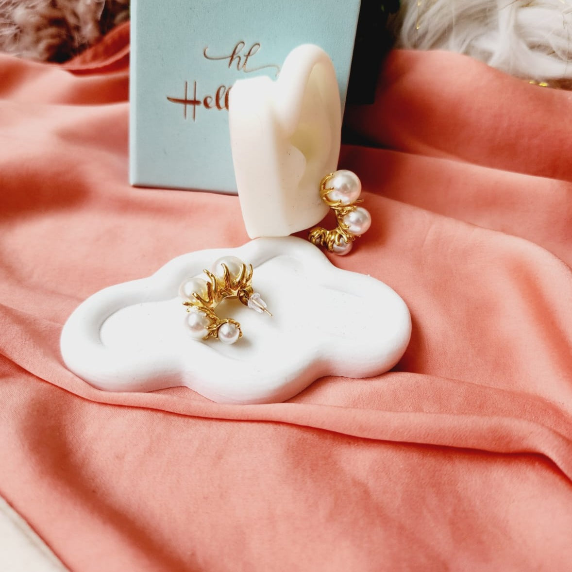 Pearl Unique Gemetric Earrings, Golden pearl Earrings, Pearl hoops, pearl Water Resistant Earrings, 18k Gold Plated, Vintage Earrings, Geometric lightweight earrings, Hypoallergenic Earrings, Waterproof Earrings, water resistance jewelry, Vintage Earrings, Bold Earrings, Water Resistant Earrings, Tarnish Free Earrings, Vintage Style, Vintage Earrings, tarnish free jewelry, hypoallergenic jewelry, Gift For Her, Fashion Gift for Her, Doctor Gift for Christmas