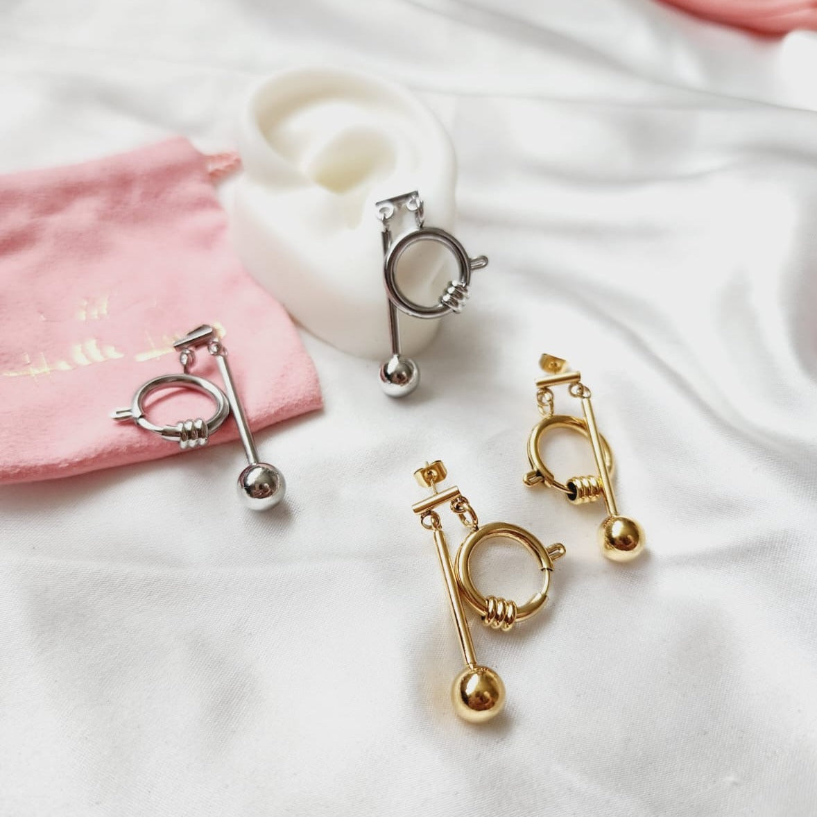 Unique geometric Earrings, Golden and silver Earrings, Geometric Pearl Lightweigh earrings, 18k Gold Plated Earrings, Hypoallergenic Earrings, Waterproof Earrings, water resistance jewelry, Vintage Earrings, Bold Earrings, Water Resistant Earrings, Tarnish Free Earrings, Vintage Style, Vintage Earrings, tarnish free jewelry, hypoallergenic jewelry, Gift For Her, Fashion Gift for Her, Doctor Gift for Christmas