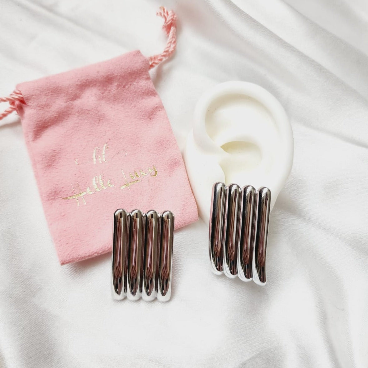 Bold Rectangular Geometric Earrings, Rectangular gold and silver earrings, gold geometric earrings, silver geometric earrings, bar earrings, chunky rectangular earrings, Water Resistant Earrings, 18k Gold Plated, Vintage Earrings, everyday earrings, lightweight earrings, Hypoallergenic Earrings, Waterproof Earrings, water resistance jewelry, Vintage Earrings, Bold Earrings, Water Resistant Earrings, Tarnish Free Earrings, Vintage Style, Vintage Earrings, tarnish free jewelry, hypoallergenic jewelry