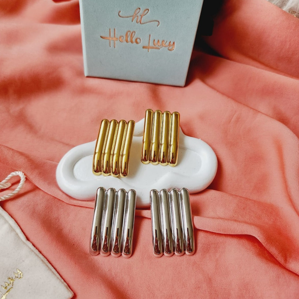 Bold Rectangular Geometric Earrings, Rectangular gold and silver earrings, gold geometric earrings, silver geometric earrings, bar earrings, chunky rectangular earrings, Water Resistant Earrings, 18k Gold Plated, Vintage Earrings, everyday earrings, lightweight earrings, Hypoallergenic Earrings, Waterproof Earrings, water resistance jewelry, Vintage Earrings, Bold Earrings, Water Resistant Earrings, Tarnish Free Earrings, Vintage Style, Vintage Earrings, tarnish free jewelry, hypoallergenic jewelry