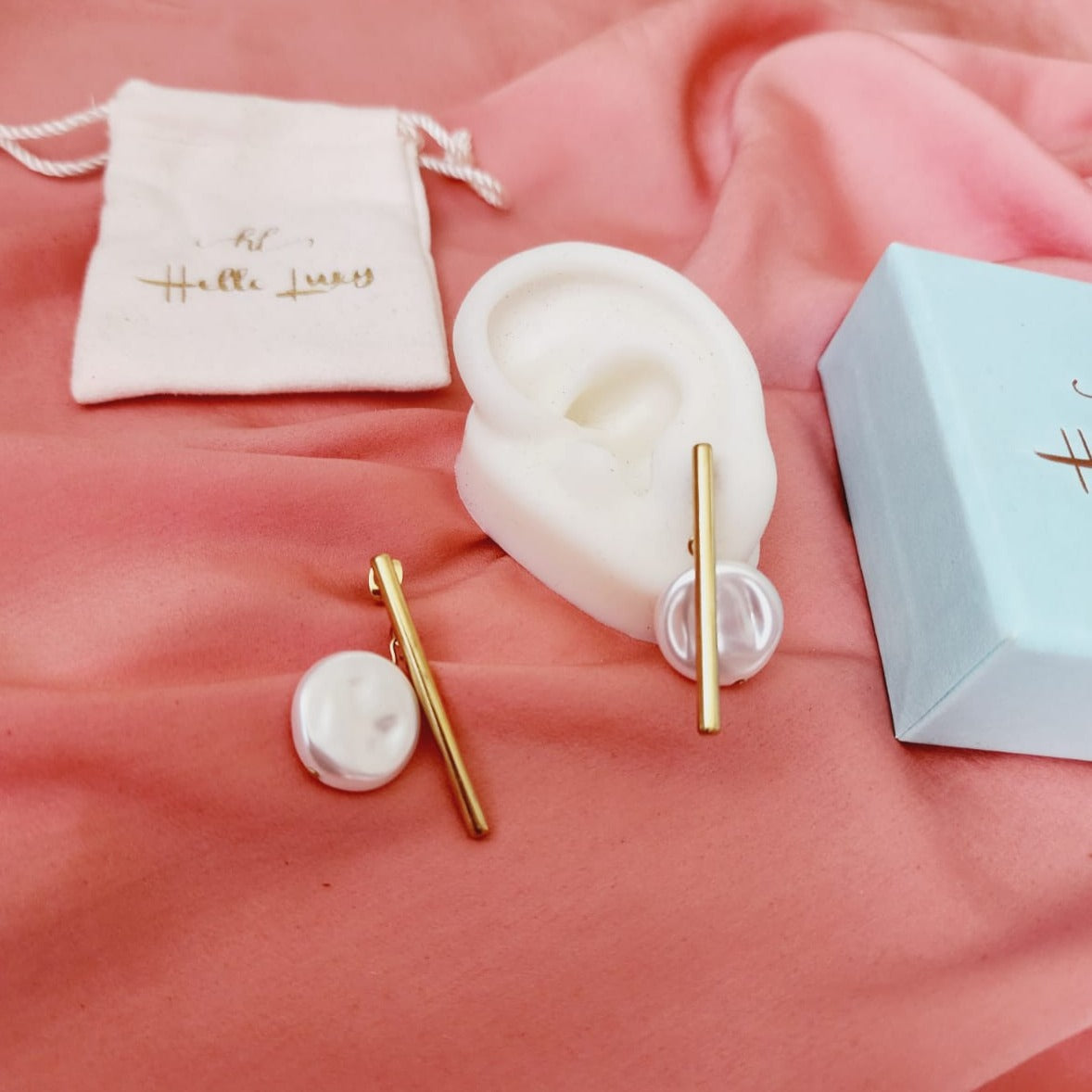 mother Pearl heart  Geometric Earrings, Golden pearl Earrings, Pearl hoops, pearl Water Resistant Earrings, 18k Gold Plated, Vintage Earrings, Geometric lightweight earrings, Hypoallergenic Earrings, Waterproof Earrings, water resistance jewelry, Vintage Earrings, Bold Earrings, Water Resistant Earrings, Tarnish Free Earrings, Vintage Style, Vintage Earrings, tarnish free jewelry, hypoallergenic jewelry, Gift For Her, Fashion Gift for Her, Doctor Gift for Christmas