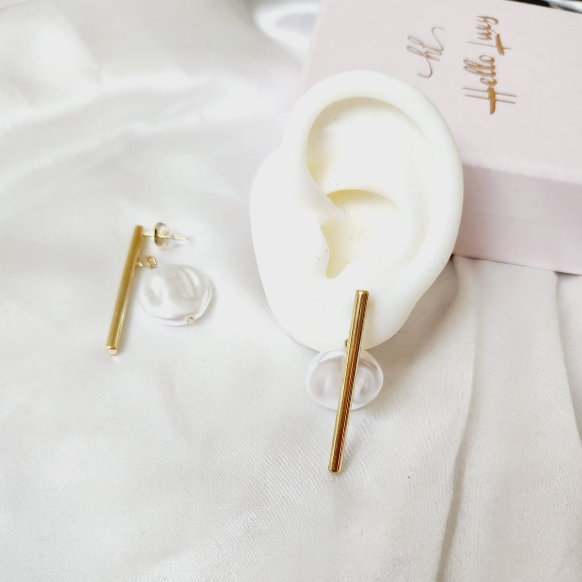 mother Pearl heart  Geometric Earrings, Golden pearl Earrings, Pearl hoops, pearl Water Resistant Earrings, 18k Gold Plated, Vintage Earrings, Geometric lightweight earrings, Hypoallergenic Earrings, Waterproof Earrings, water resistance jewelry, Vintage Earrings, Bold Earrings, Water Resistant Earrings, Tarnish Free Earrings, Vintage Style, Vintage Earrings, tarnish free jewelry, hypoallergenic jewelry, Gift For Her, Fashion Gift for Her, Doctor Gift for Christmas