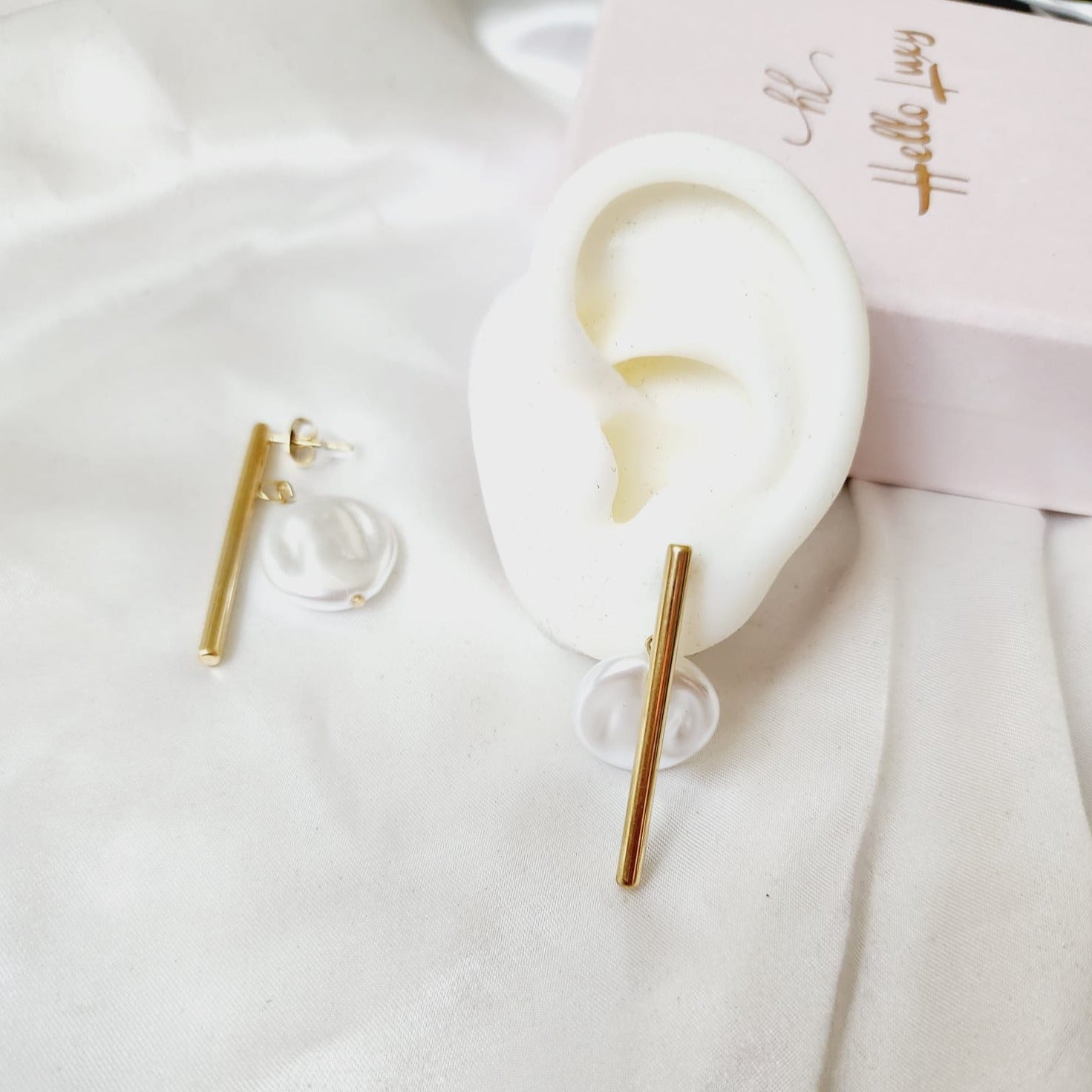 mother Pearl heart  Geometric Earrings, Golden pearl Earrings, Pearl hoops, pearl Water Resistant Earrings, 18k Gold Plated, Vintage Earrings, Geometric lightweight earrings, Hypoallergenic Earrings, Waterproof Earrings, water resistance jewelry, Vintage Earrings, Bold Earrings, Water Resistant Earrings, Tarnish Free Earrings, Vintage Style, Vintage Earrings, tarnish free jewelry, hypoallergenic jewelry, Gift For Her, Fashion Gift for Her, Doctor Gift for Christmas