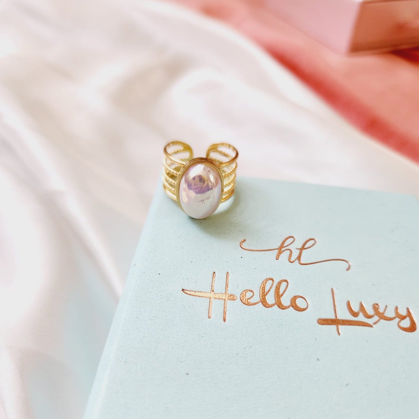 Holographic Oval ring, Luxury Oval cut amethyst stainless steel wide rings, Mother Pearl ring, Adjustable mother shell ring, Shell gold ring, Adjustable waterproof ring, Water Resistant Jewelry, Fashion Love Stainless Steel Geometric Love Pearl Open Ring, Luxury Oval cut amethyst stainless steel wide rings