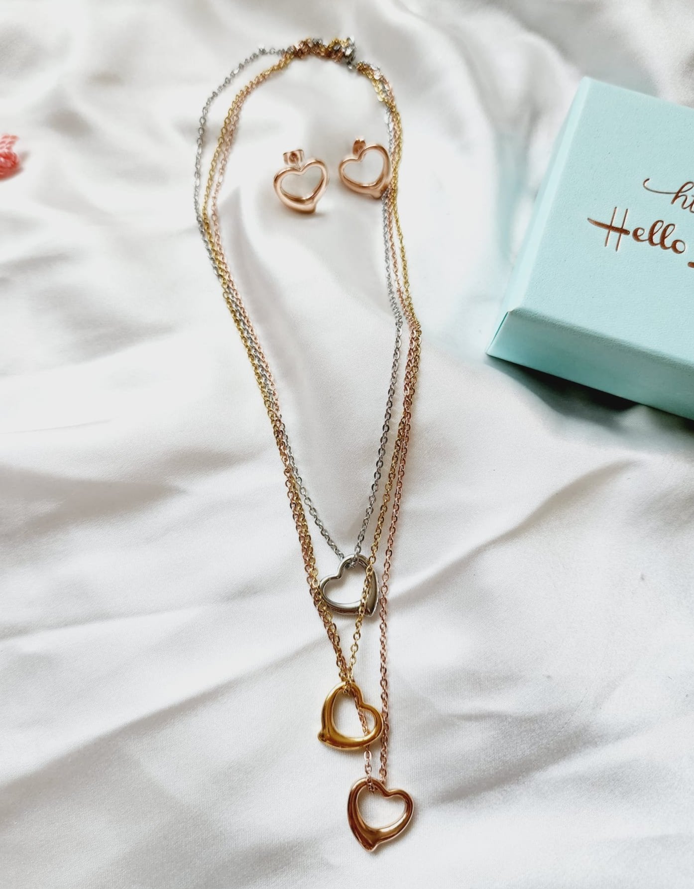Heart Necklace, Silver Heart Necklaces and earrings, Silver heart Jewelry, Self love jewelry, self love necklace, bold heart earrings, bold heart necklace, Link Bold Necklace, Gold Filled Jewelry, Gold Filled Necklace, Fine Jewelry, silver link bold necklace, Luxury sparkle silver necklace, elegant link necklace, elegant silver link necklace, gift for women, jewelry necklace for women, diamond pendant necklace, christmas gift for women, uno de 50 dupes