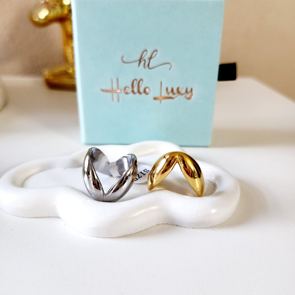 Bold Double Bubble glossy Ring, Chunky ring, Double tone bold ring, bold ring, bold double tone ring, valentine gift, jewelry gift for valentines, love ring, love jewelry, gift for wife, gift for friend, friendship gifts, self love ring, amor propio anillo, anillo de corazon, waterproof ring, waterproof jewelry, timeless jewelry, timeless ring, gift for girlfriend, soulmate ring, elegant ring, classy ring, dainty ring, everyday ring, must have ring, must have jewelry