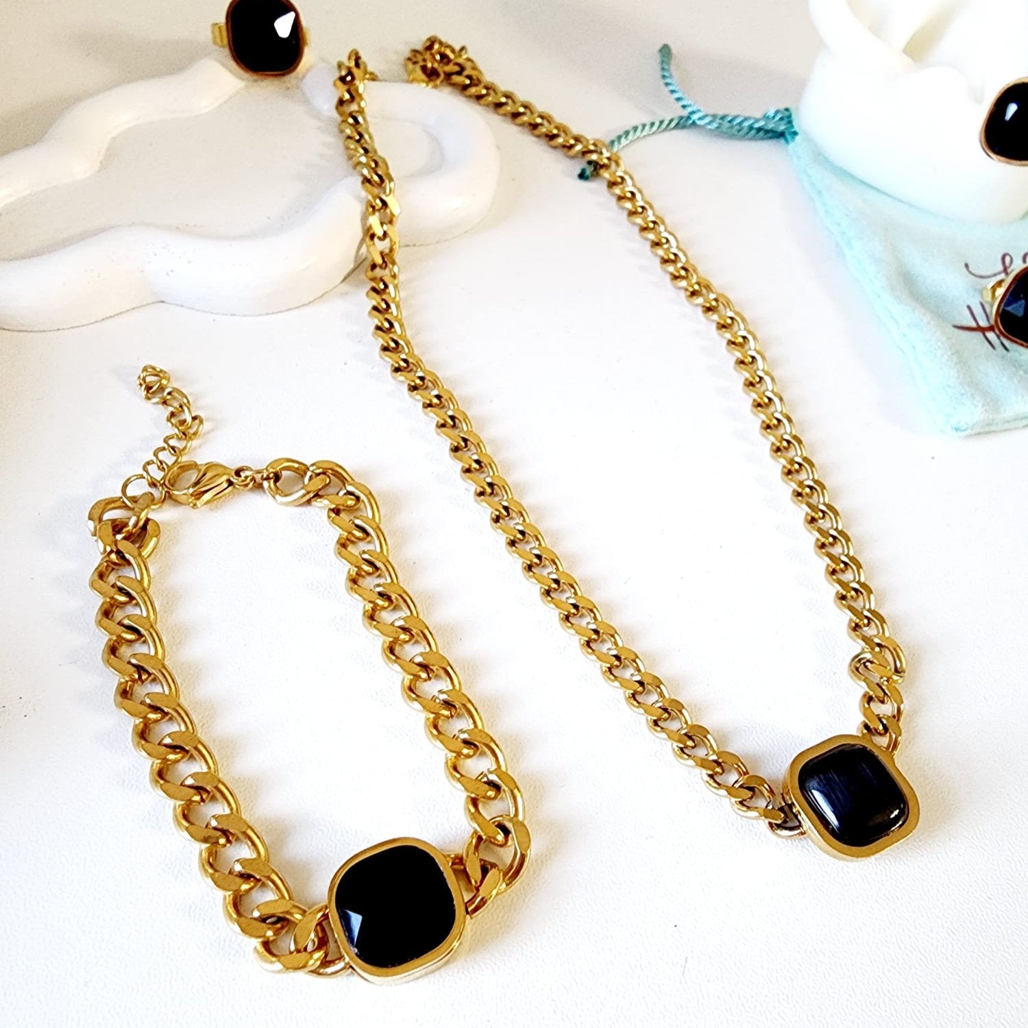 Golden Square Crystal Necklace, Sparkle set, black Crystal Jewelry, black Necklace, black Fine Jewelry, Luxury sparkle silver necklace, elegant link necklace, elegant pearls necklace, gift for women, jewelry necklace for women, christmas gift for women, mom gift ideas, mothers day gift, gift for wife, pearls necklace, pearls jewelry