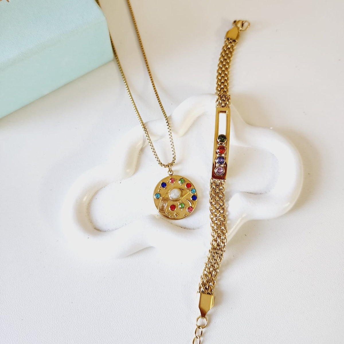 Multicolor Crystals cuban bracelet Gold Filled Jewelry, Gold Filled Bracelet, Vintage, Multicolor Vintage Bracelet, Women Stackable bracelets, multi gemstone bracelet, Multicolor bracelet for women, gold bangle set, rainbow tennis bracelet, Vintage Look
Water resistance Bracelet
Vintage Jewelry
Cuban Bracelet
Vintage Bracelet