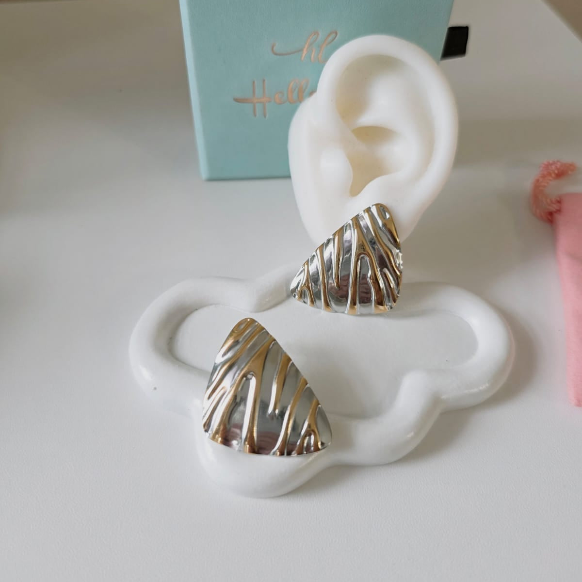 Swirl Bold two tone earrings, Swirl design earrings, bold abstract two tone Earrings, Simple Ear hole free, Ear bone clip, gold ear bone clip, gold ear hole earrings, Water resistant gold hoops, tarnish free gold open hoops, Lightweight Chunky Open Hoops, 14k lightweight chunky hoops, 14k gold hoops, 14k Double tone hoops, 18k Gold Filled lightweight hoops, 18k Gold Filled hoops, classy gold hoops, bold gold hoops, chunky double tone hoops, chunky medium gold hoops, chunky medium double tone hoops