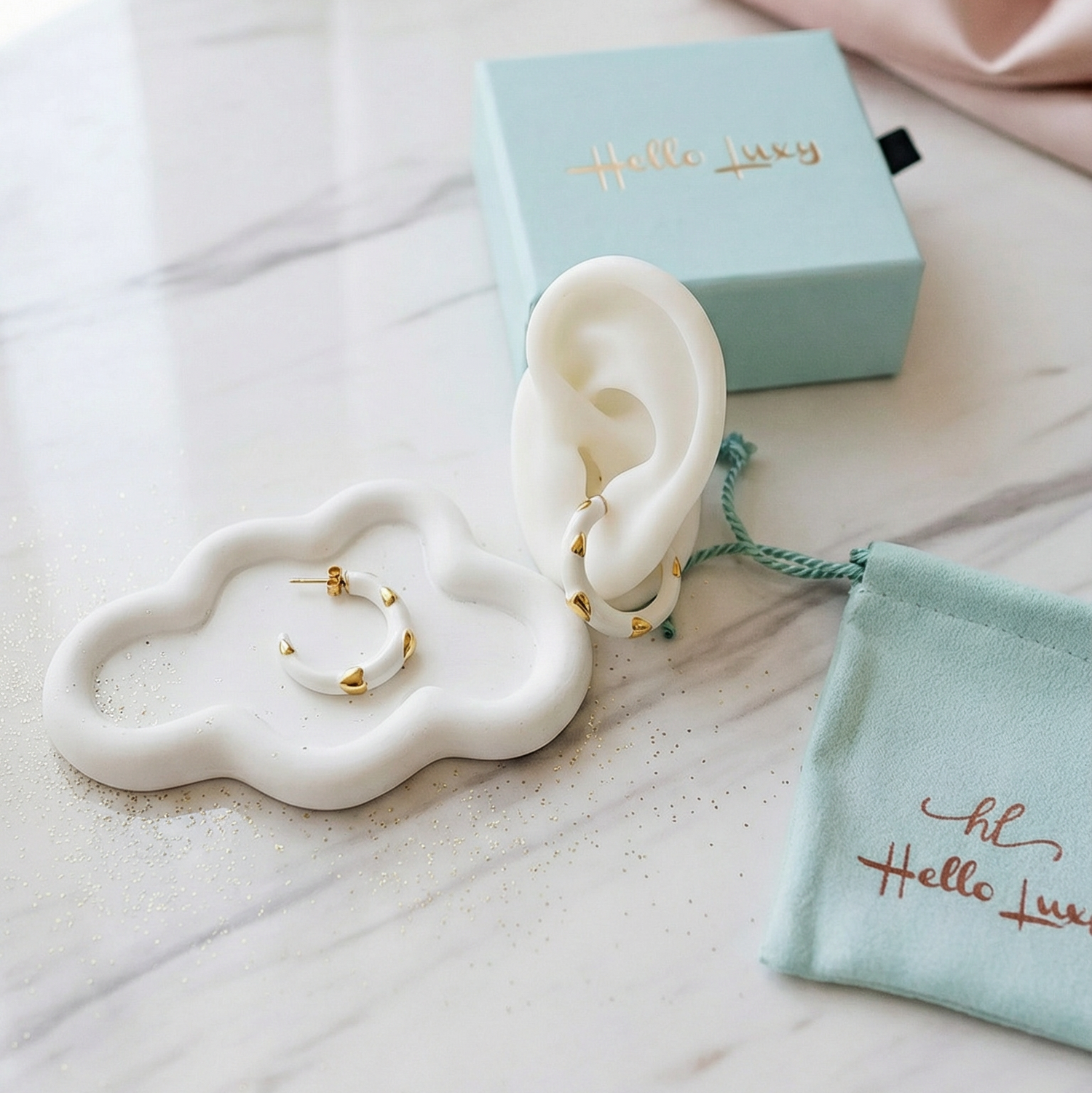 Pearl heart  Geometric Earrings, Golden pearl Earrings, Pearl hoops, pearl Water Resistant Earrings, 18k Gold Plated, Vintage Earrings, Geometric lightweight earrings, Hypoallergenic Earrings, Waterproof Earrings, water resistance jewelry, Vintage Earrings, Bold Earrings, Water Resistant Earrings, Tarnish Free Earrings, Vintage Style, Vintage Earrings, tarnish free jewelry, hypoallergenic jewelry, Gift For Her, Fashion Gift for Her, Doctor Gift for Christmas