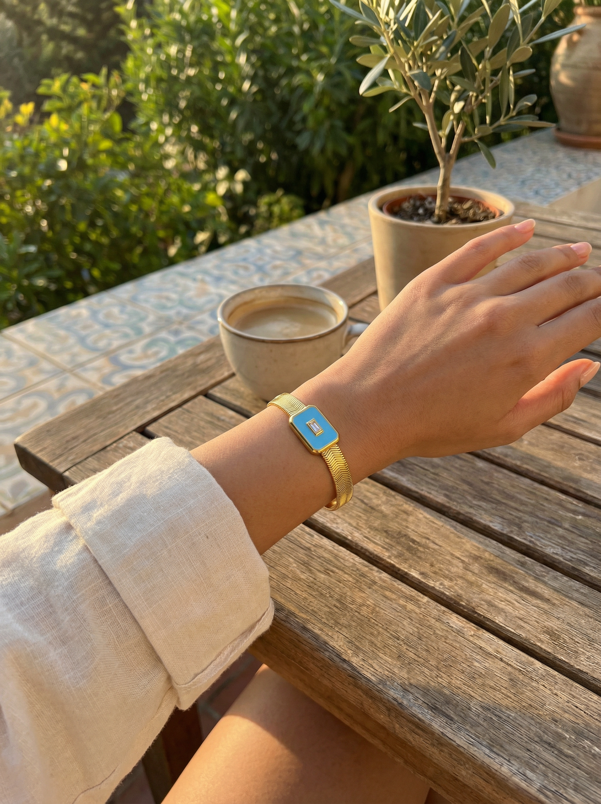 Blue geometric bracelet, Rectangular blue bracelet, blue snake Bracelet, Vintage bracelet, double tone jewelry, Water resistance Bracelet, Mesh silver bracelet, Vintage Jewelry, 
Cuban Bracelet, Vintage Bracelet, Paper Link Bracelet, Minimalist Jewelry, Minimalist Gift for her, religious gift, waterproof bracelet, Water resistant bracelet, Minimalist Gift

Minimalist Bracelet