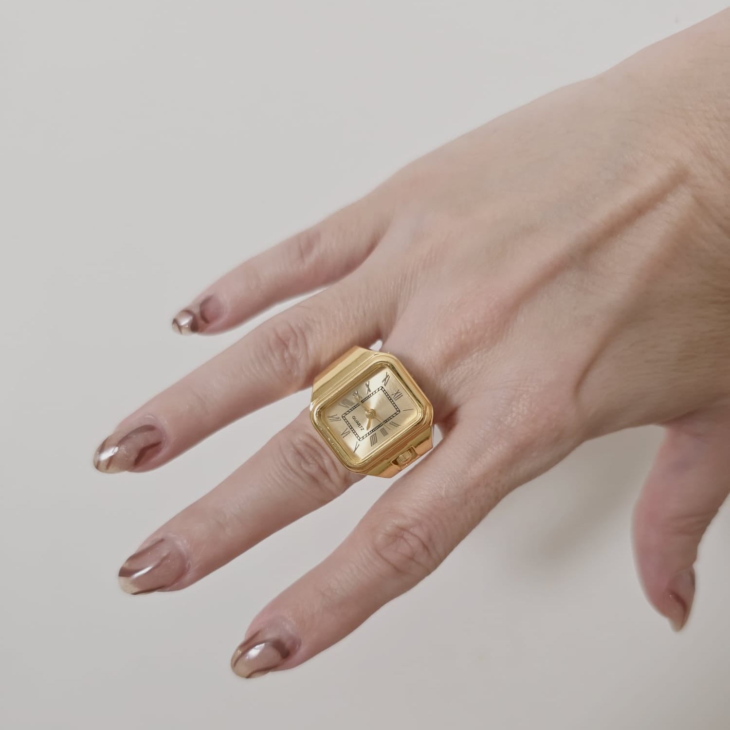 gold Watch ring, ring watch gold, Bold gift for woman, Bold gift for woman Chunky ring, Double tone bold ring, bold ring, bold double tone ring, valentine gift, jewelry gift for valentines, love ring, love jewelry, gift for wife, gift for friend, friendship gifts, self love ring, amor propio anillo, anillo de corazon, waterproof ring, waterproof jewelry, timeless jewelry, timeless ring, gift for girlfriend, soulmate ring, elegant ring, classy ring, dainty ring, everyday ring, must have ring, must have jewel