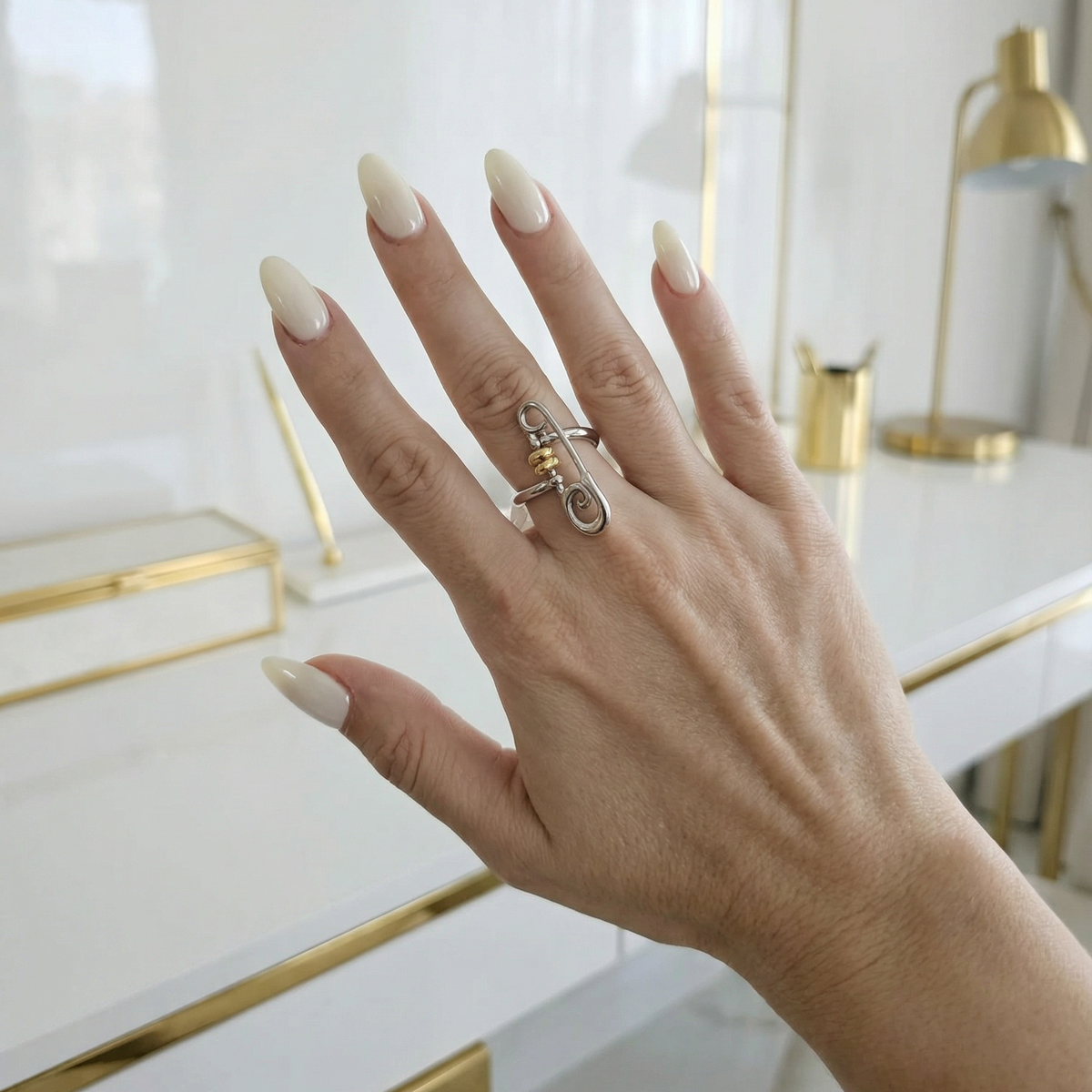 Two tone ring, two tone safety pin ring, two tone edgy ring, bold ring gift, chunky ring, promise ring, bold heart ring, valentine gift, jewelry gift for valentines, love ring, love jewelry, gift for wife, gift for friend, friendship gifts, self love ring, amor propio anillo, anillo de corazon, waterproof ring, waterproof jewelry, timeless jewelry, timeless ring, gift for girlfriend, soulmate ring, elegant ring, classy ring, dainty ring, everyday ring, must have ring, must have jewelry