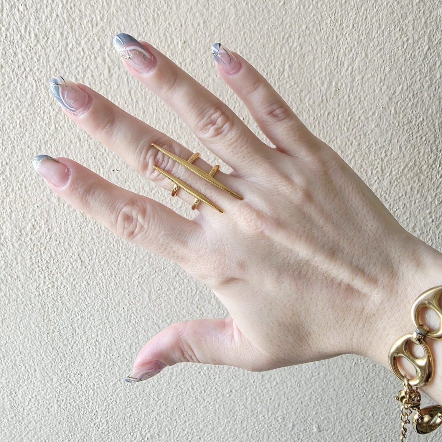 Bold Double Bubble glossy Ring, Chunky ring, Double tone bold ring, bold ring, bold double tone ring, valentine gift, jewelry gift for valentines, love ring, love jewelry, gift for wife, gift for friend, friendship gifts, self love ring, amor propio anillo, anillo de corazon, waterproof ring, waterproof jewelry, timeless jewelry, timeless ring, gift for girlfriend, soulmate ring, elegant ring, classy ring, dainty ring, everyday ring, must have ring, must have jewelry