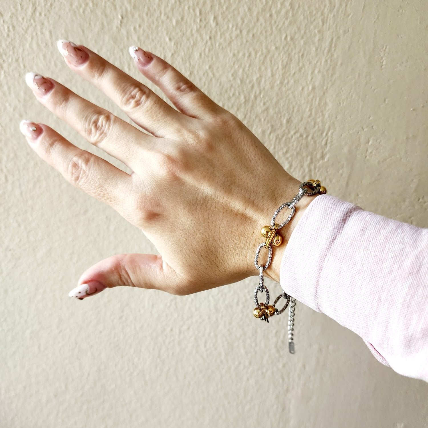 Geometric two tone bracelet, Circular double tone bracelet, Double tone vintage bracelet, constellation bracelet, Vintage bracelet, double tone jewelry, Water resistance Bracelet, Mesh silver bracelet, Vintage Jewelry, 
Cuban Bracelet, Vintage Bracelet, Paper Link Bracelet, Minimalist Jewelry, Minimalist Gift for her, religious gift, waterproof bracelet, Water resistant bracelet, Minimalist Gift