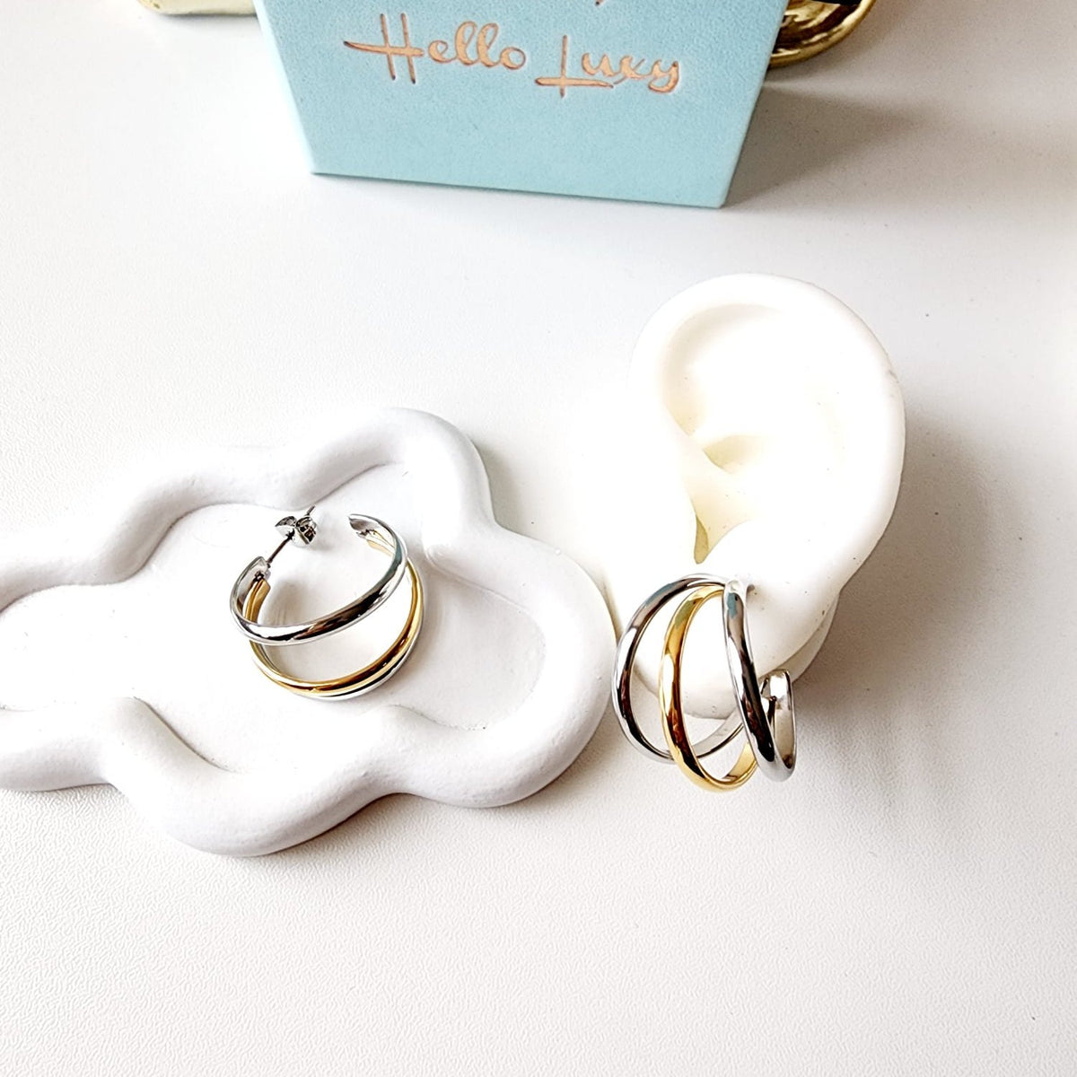 Two tone hoops, two tone earrings, two tone everyday earrings, gold and silver hoops, gold and silver earrings, Water resistant gold hoops, tarnish free gold open hoops, Lightweight Chunky Open Hoops, 14k lightweight chunky hoops, 14k gold hoops, 14k Double tone hoops, 18k Gold Filled lightweight hoops, 18k Gold Filled hoops, classy gold hoops, bold gold hoops, chunky double tone hoops, chunky medium gold hoops, chunky medium double tone hoops, 