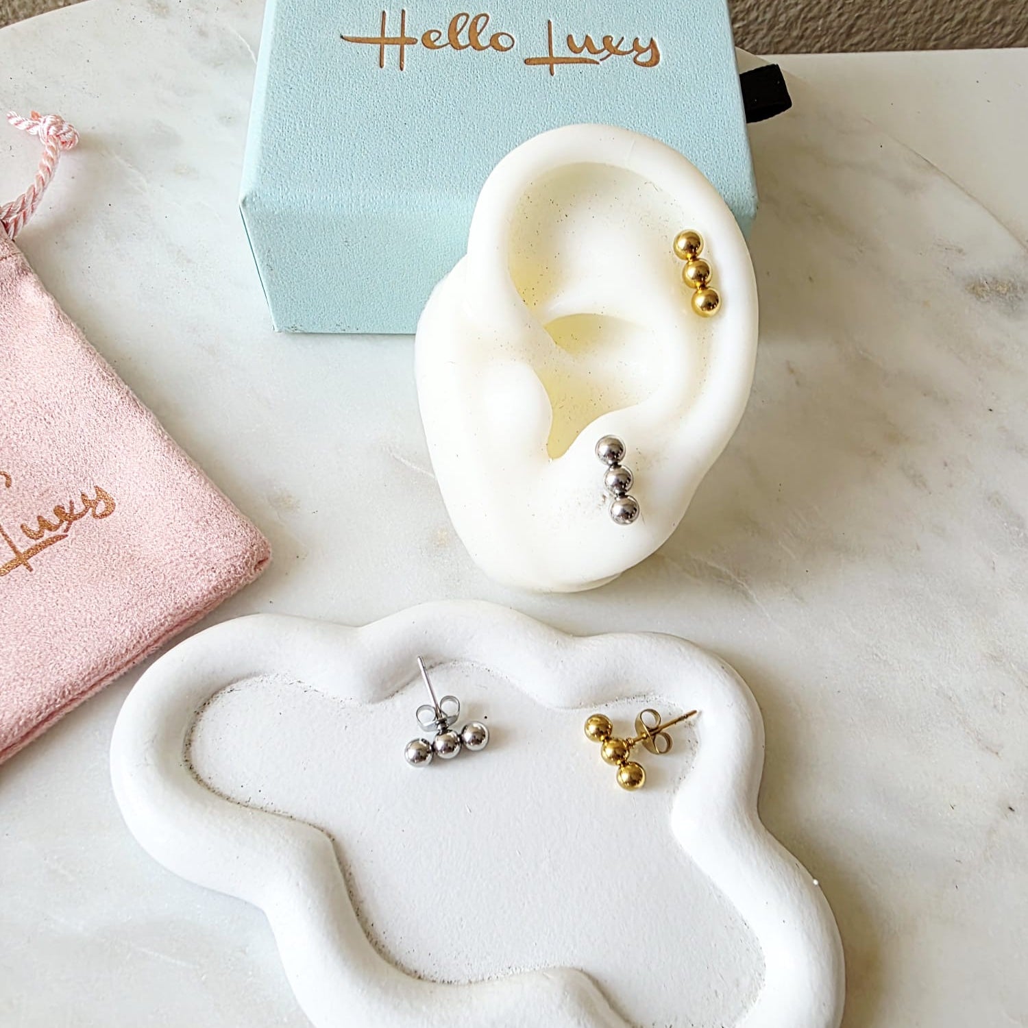 Dots golden Hoops, Unique Gemetric Earrings, Dots hoops, Golden Water Resistant Earrings, 18k Gold Plated, Vintage Earrings, Geometric lightweight earrings, Hypoallergenic Earrings, Waterproof Earrings, water resistance jewelry, Vintage Earrings, Bold Earrings, Water Resistant Earrings, Tarnish Free Earrings, Vintage Style, Vintage Earrings, tarnish free jewelry, hypoallergenic jewelry, Gift For Her, Fashion Gift for Her, Doctor Gift for Christmas