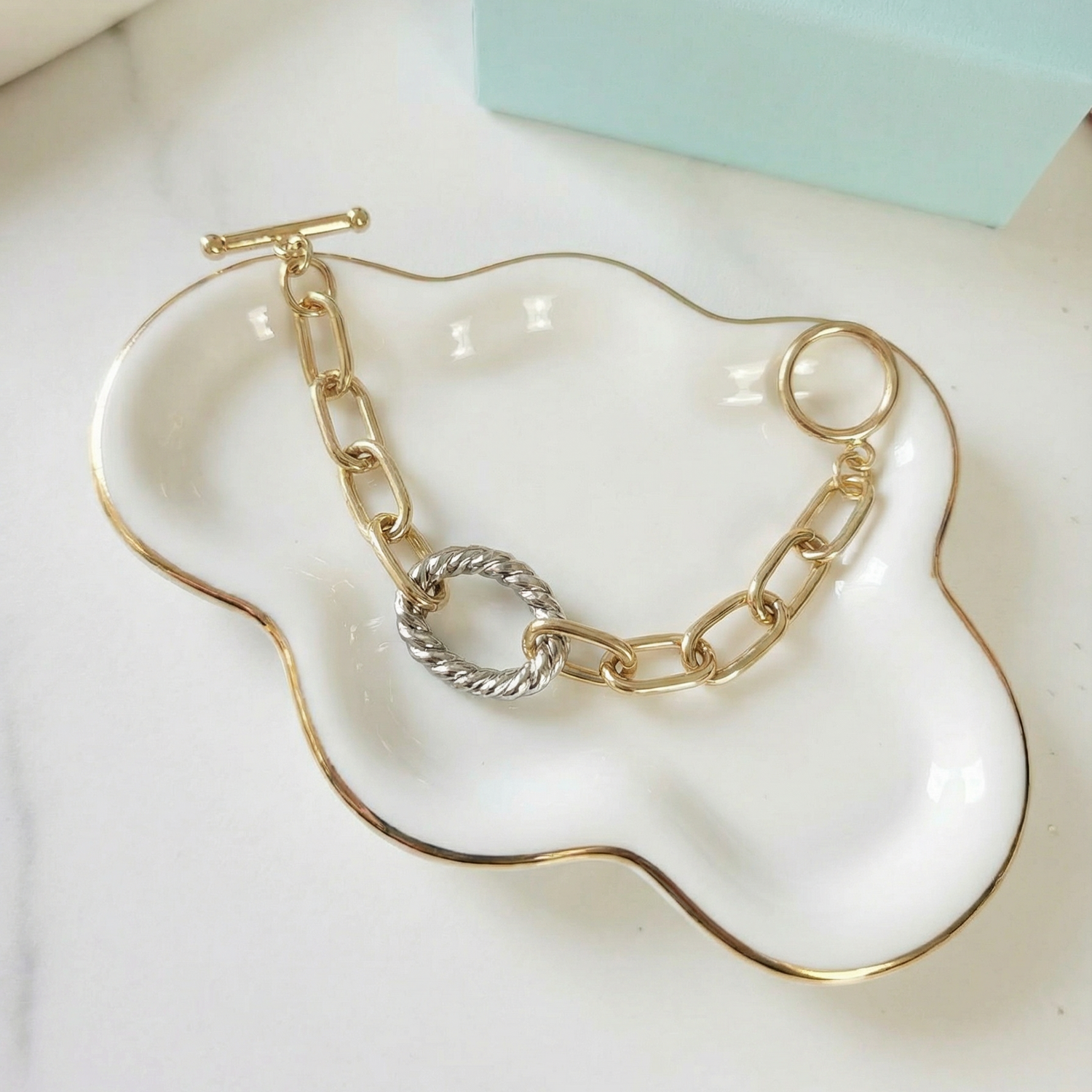 Geometric two tone bracelet, Circular double tone bracelet, Double tone vintage bracelet, constellation bracelet, Vintage bracelet, double tone jewelry, Water resistance Bracelet, Mesh silver bracelet, Vintage Jewelry, 
Cuban Bracelet, Vintage Bracelet, Paper Link Bracelet, Minimalist Jewelry, Minimalist Gift for her, religious gift, waterproof bracelet, Water resistant bracelet, Minimalist Gift

Minimalist Bracelet

Minimaliist Jewelry

Luxy Envy Jewelry

Luxy Envy Bracelets

Luxy Envy Bracelet